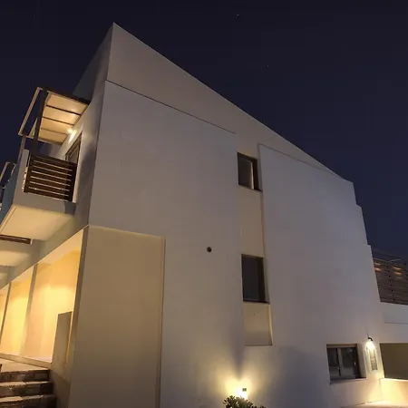 Melimar Homes By The Sea Apartman *